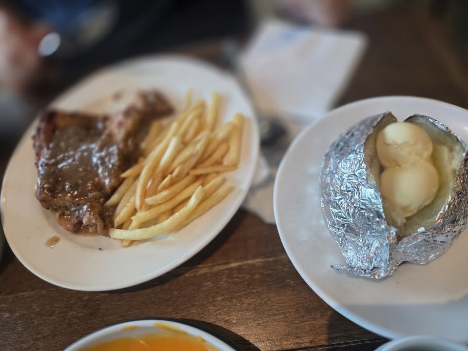 ASTONS Steak & Salad @ Marina Square